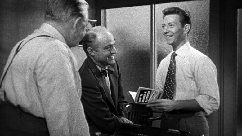 кадр из фильма Francis Covers the Big Town