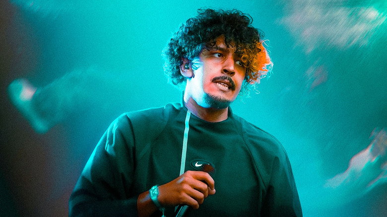 кадр из фильма Khali, La Nouvelle VOIX du Rap Français ! ( documentaire )