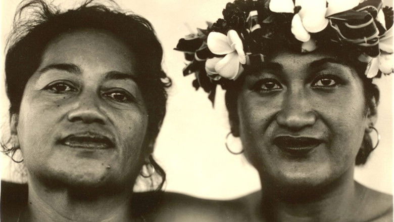 кадр из фильма Paradise Bent: Boys Will Be Girls in Samoa
