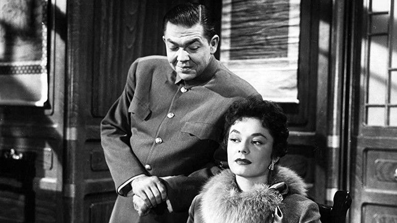 кадр из фильма The Shanghai Story