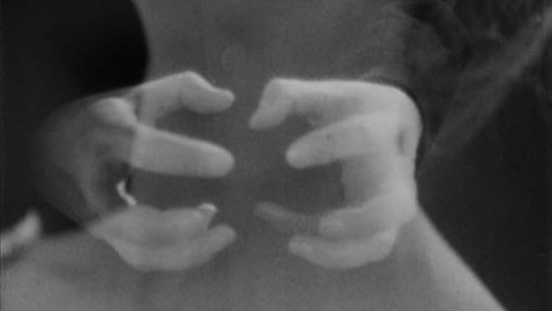 кадр из фильма Раковина и священник