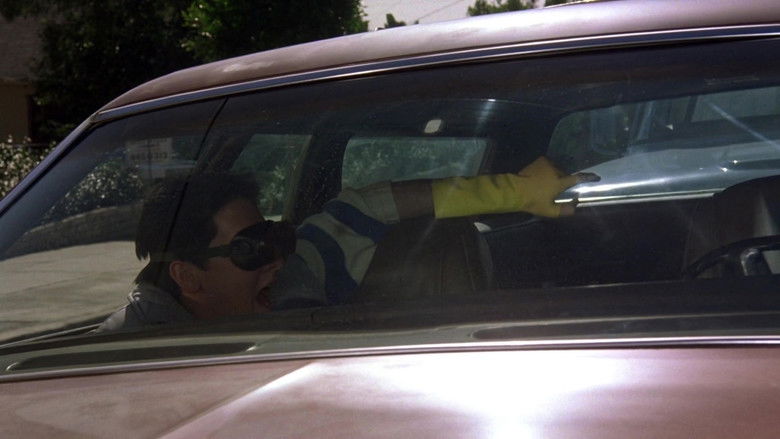 кадр из фильма Уж лучше умереть