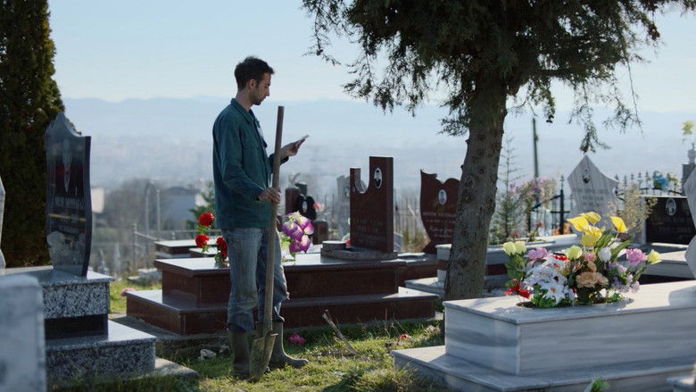 кадр из фильма Discofuneral