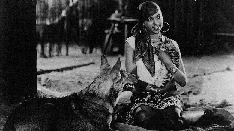 кадр из фильма La Sirène des tropiques