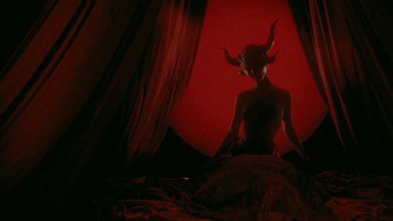 кадр из фильма Суккуб