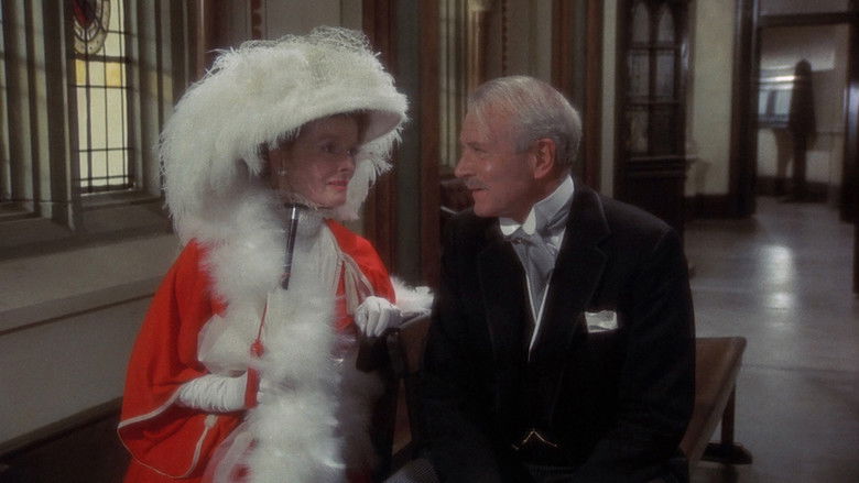 кадр из фильма Любовь среди руин