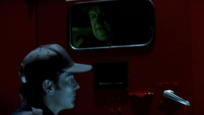 кадр из фильма Там внутри