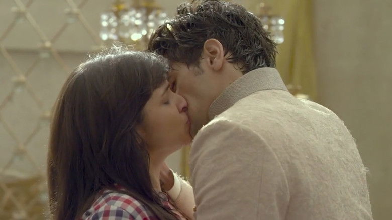 кадр из фильма Она улыбается, она в западне!