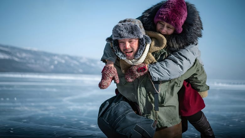 кадр из фильма Затерянные в России