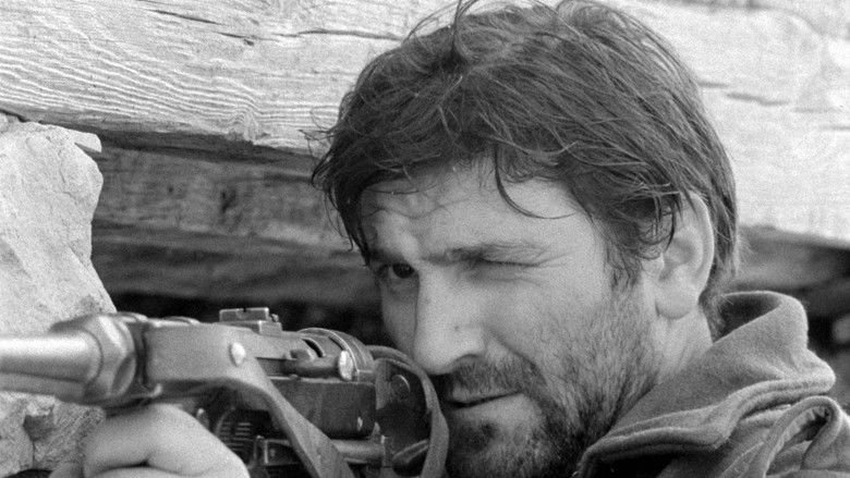 кадр из фильма Три