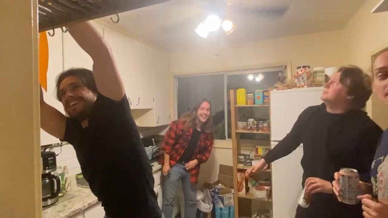 кадр из фильма He Drinks a Lager Drink