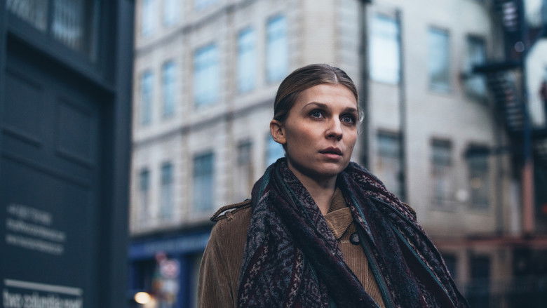 кадр из фильма Этажом ниже