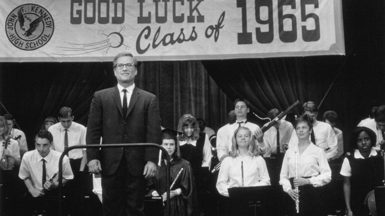 кадр из фильма Опус мистера Холланда