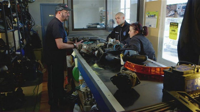 кадр из фильма Les Caméras Planquées de François Damiens en Corse, Vol. 1