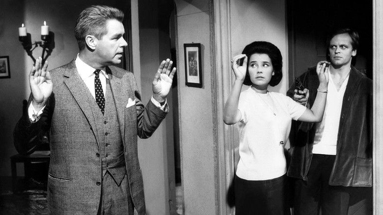 кадр из фильма Индийский шарф