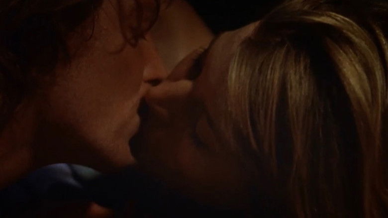 кадр из фильма Взрослая жизнь