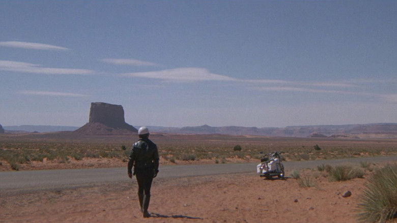 кадр из фильма Парни в синей форме