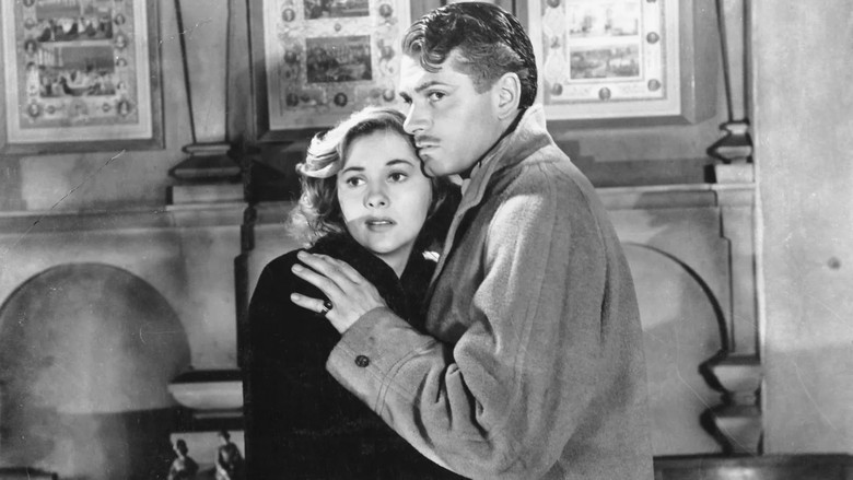 кадр из фильма Ребекка