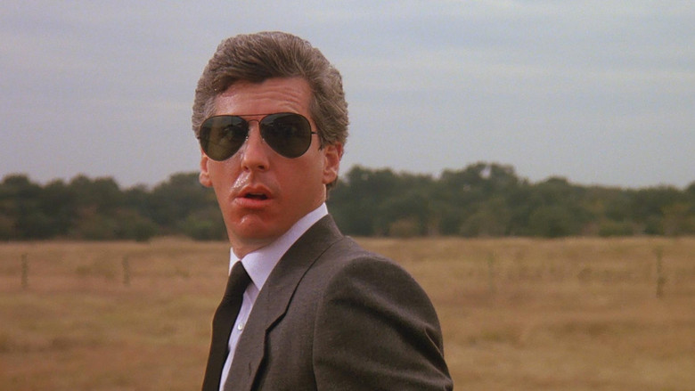 кадр из фильма Коэн и Тейт