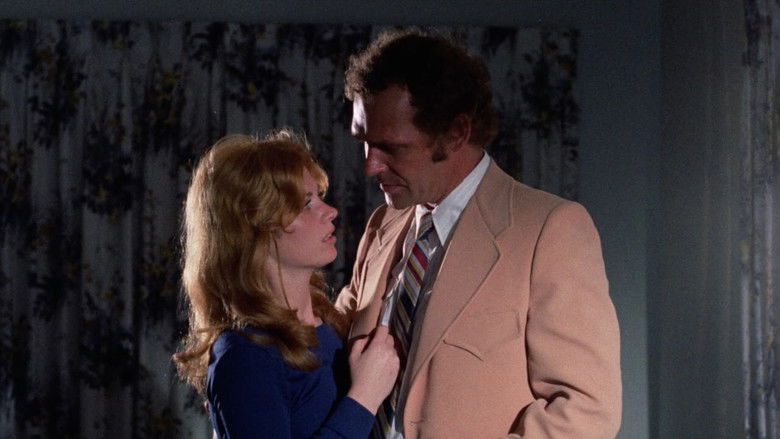 кадр из фильма A Scream in the Streets