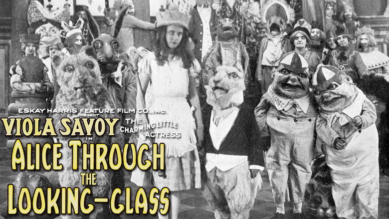 кадр из фильма Алиса в Стране чудес