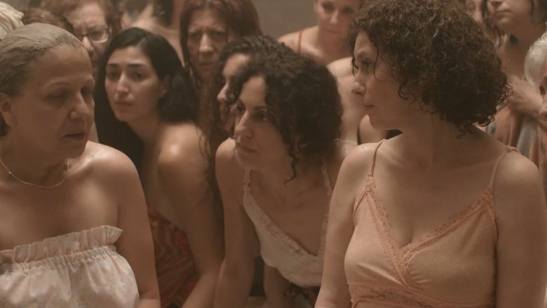 кадр из фильма Я всё еще курю тайком