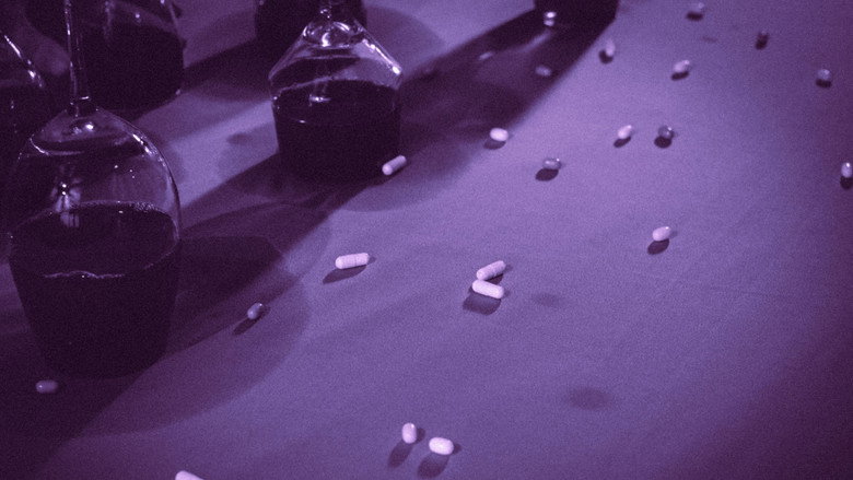 кадр из фильма Overdose Surrealista