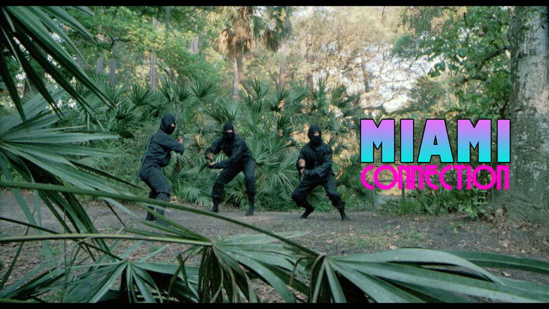 кадр из фильма Связь через Майами