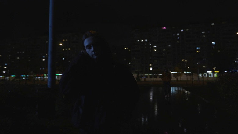 кадр из фильма Ночная прогулка