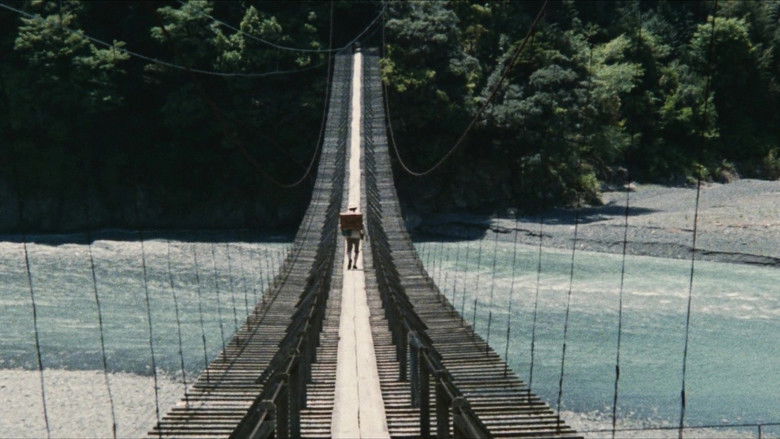 кадр из фильма Озеро демона