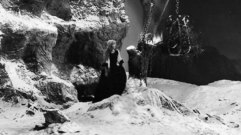 кадр из фильма Annie Laurie