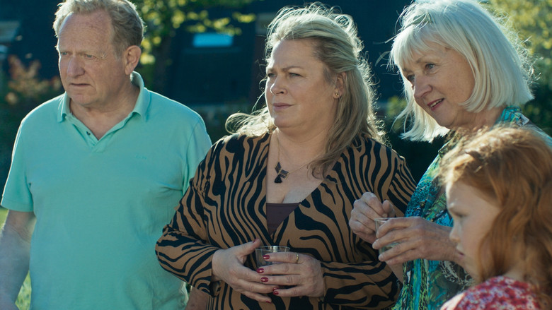 кадр из фильма Paria