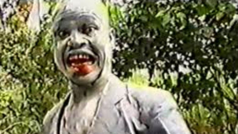 кадр из фильма Witchdoctor of the Livingdead