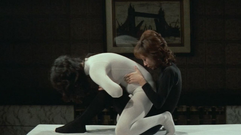 кадр из фильма 喜劇セックス攻防戦