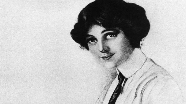 кадр из фильма Et l’homme créa la secrétaire