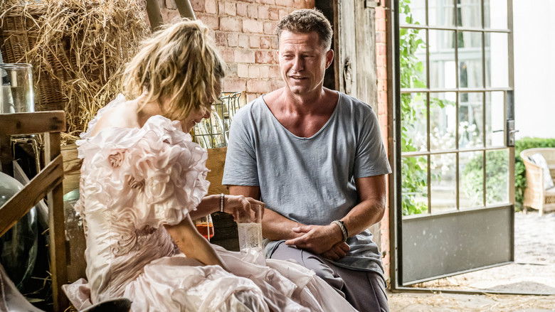 кадр из фильма Встреча выпускников 2.0: Свадьба