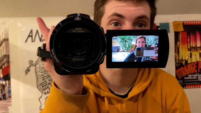 кадр из фильма Adam's Apple