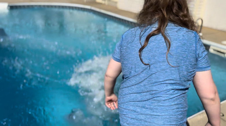 кадр из фильма THE OVERLOOK