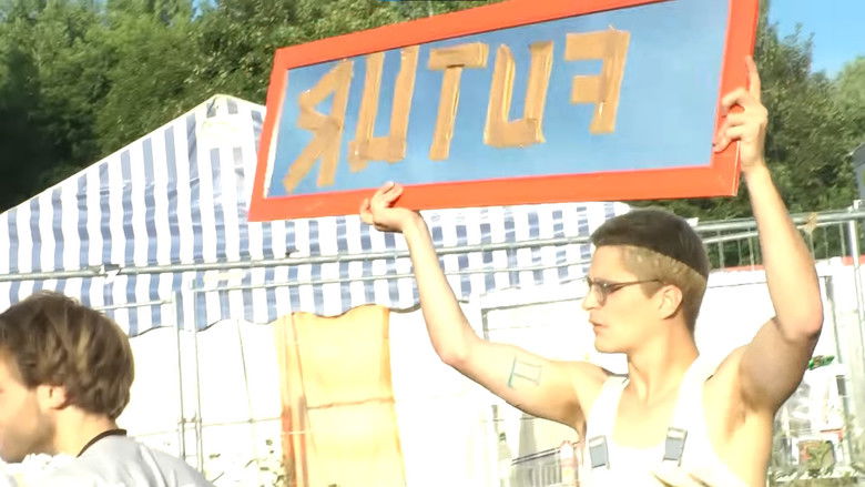 кадр из фильма Les enfants fous