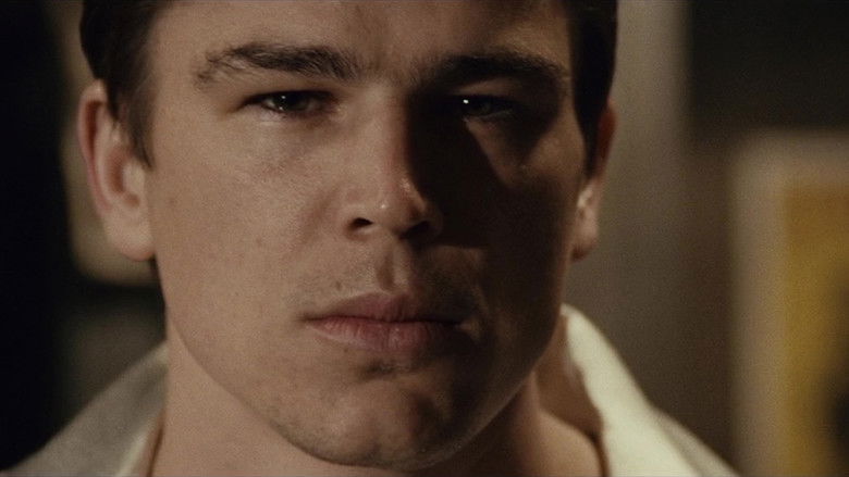 кадр из фильма Чёрная орхидея