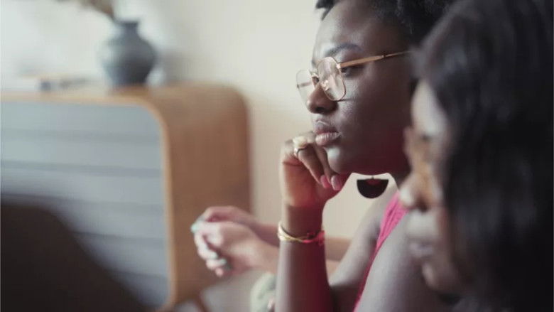 кадр из фильма Nos oeufs au congélo, le temps de la réflexion ?