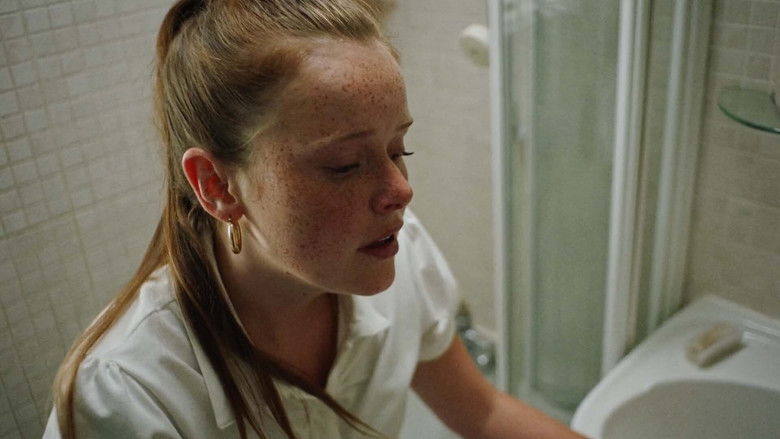 кадр из фильма Absent