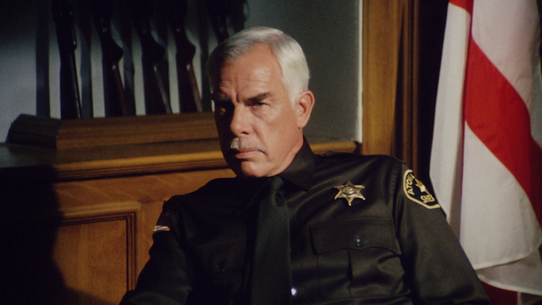 кадр из фильма The Klansman