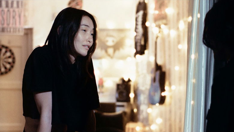 кадр из фильма Чимээгүй хотын жолооч