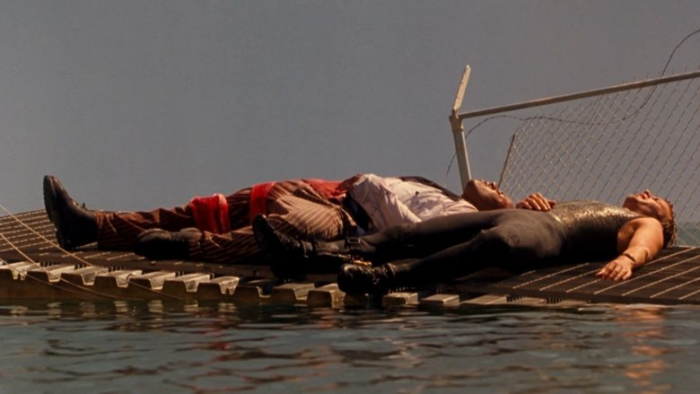 кадр из фильма Глубокое синее море