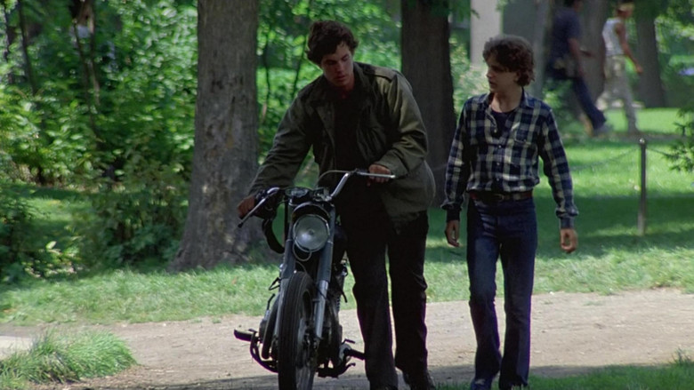 кадр из фильма Мой телохранитель