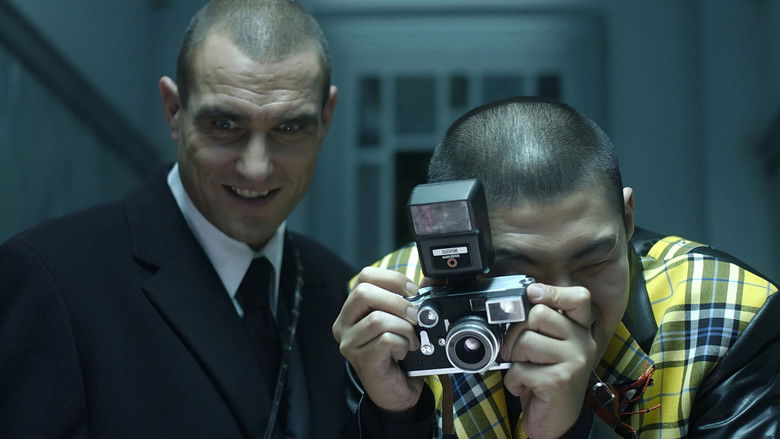 кадр из фильма Манеры выживать 5+