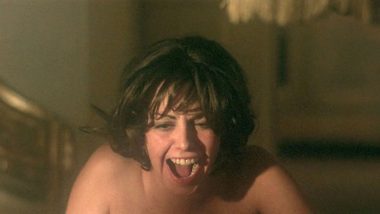 кадр из фильма Куколки за колючей проволокой