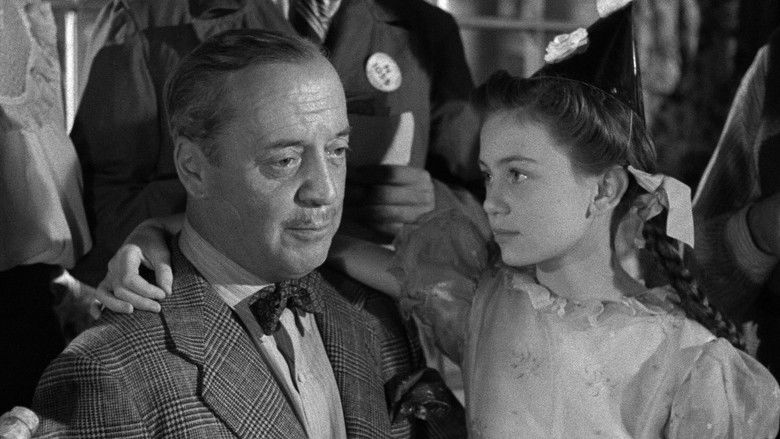 кадр из фильма The Galloping Major