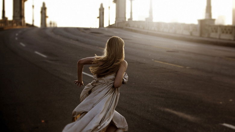 кадр из фильма Звук моего голоса